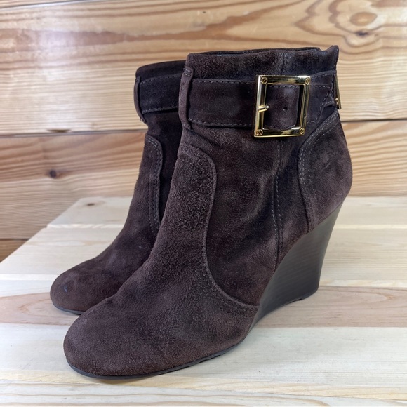 COPY - Tory Burch Adrienne Ankle Boots 7M Booties Brown Suede Leather Wedge Zip… - Picture 8 of 16